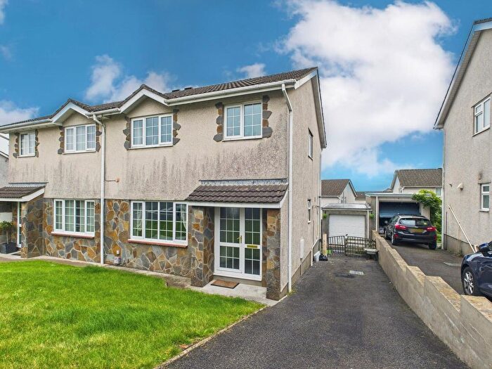3 Bedroom Semi-Detached House For Sale In Ty Gwyn Drive, Brackla, Bridgend, CF31