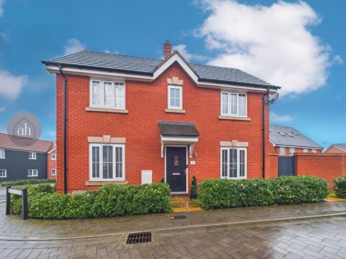 3 Bedroom Detached House For Sale In Preston Close, Bury St. Edmunds, IP32