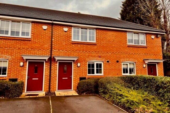 2 Bedroom Property To Rent In Runswick Close, Salford M6