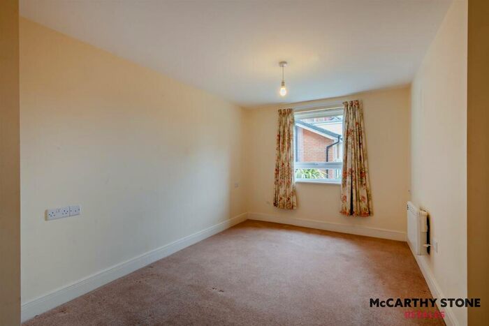 1 Bedroom Apartment For Sale In Wherry Court, Yarmouth Road, Thorpe St. Andrew, Norwich, NR7