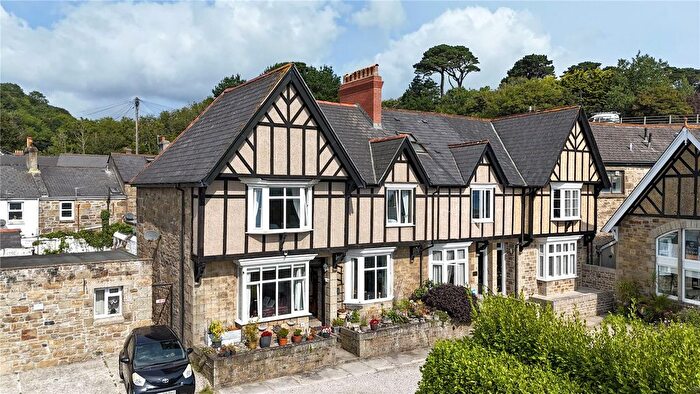 4 Bedroom End Of Terrace House For Sale In Chyandour Square, Penzance, TR18
