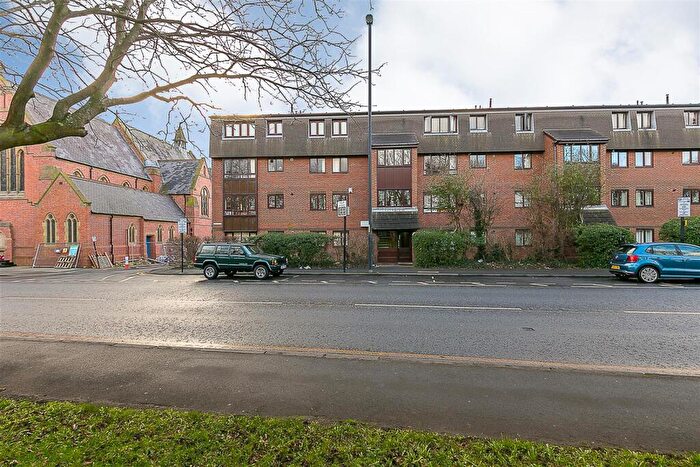 2 Bedroom Flat To Rent In Windmill Court, Spital Tongues, Newcastle Upon Tyne, NE2