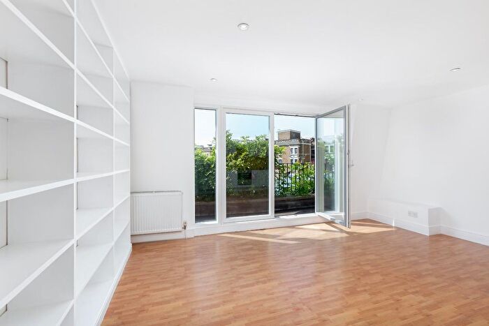 2 Bedroom Flat To Rent In Rochester Road, London, NW1