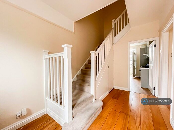 3 Bedroom Terraced House To Rent In West Avenue, Wallington, SM6