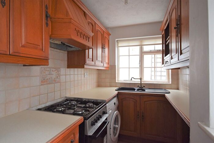 2 Bedroom Cottage To Rent In Mill Place, Chislehurst, BR7