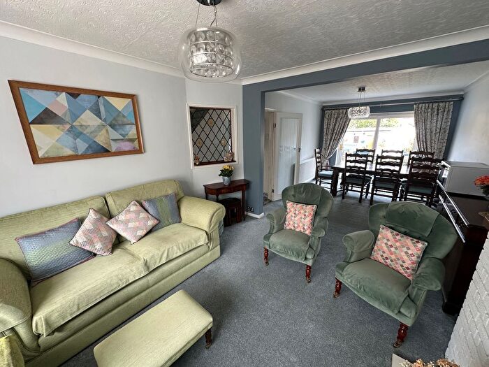 3 Bedroom End Terrace House For Sale In Morley Road, Chadwell Heath, Essex, RM6
