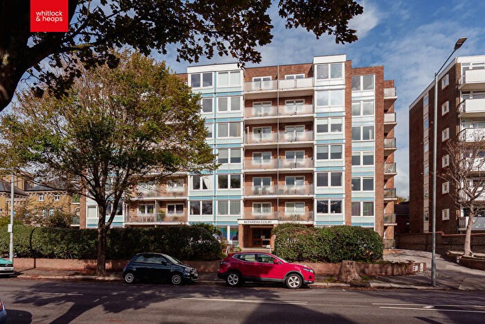2 Bedroom Flat For Sale In New Church Road, Hove, BN3