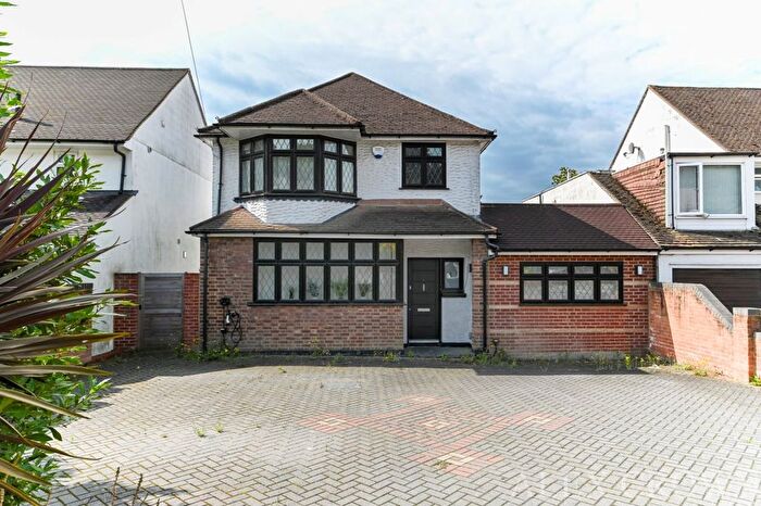 4 Bedroom Detached House To Rent In Colepits Wood Road, London, SE9