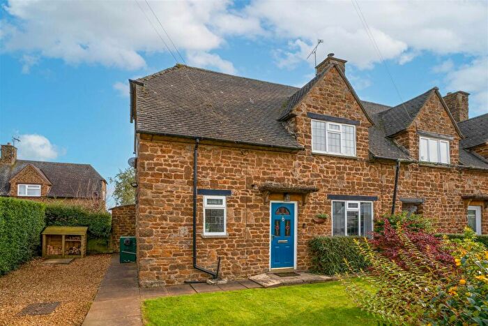 3 Bedroom House For Sale In New Road, Ratley, Banbury, OX15