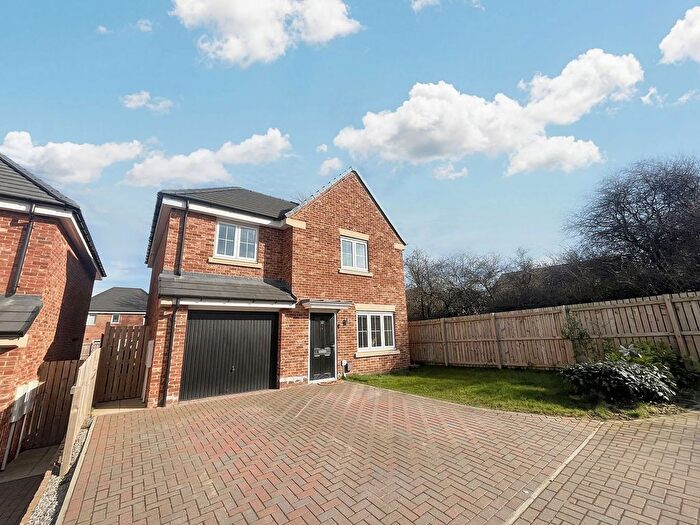 4 Bedroom Detached House For Sale In Whinfell Drive, Normanby, Middlesbrough, TS6