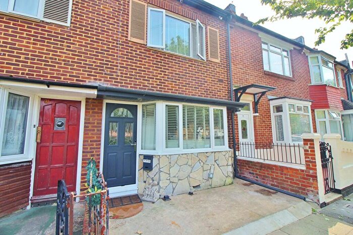 2 Bedroom Terraced House For Sale In Winstanley Road, Stamshaw, PO2