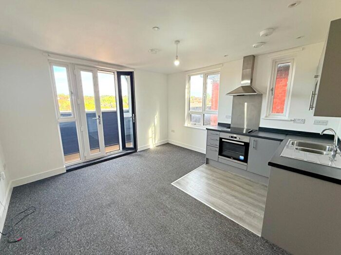 Apartment To Rent In Newton Road, Yeovil, BA20