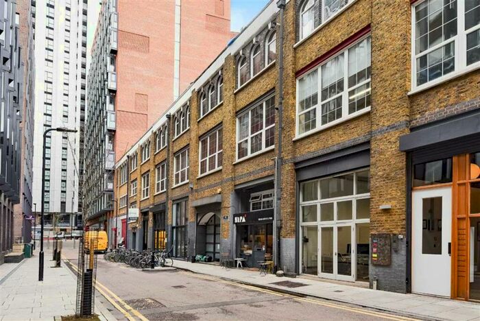 2 Bedroom Flat To Rent In Corsham Street, Old Street, N1