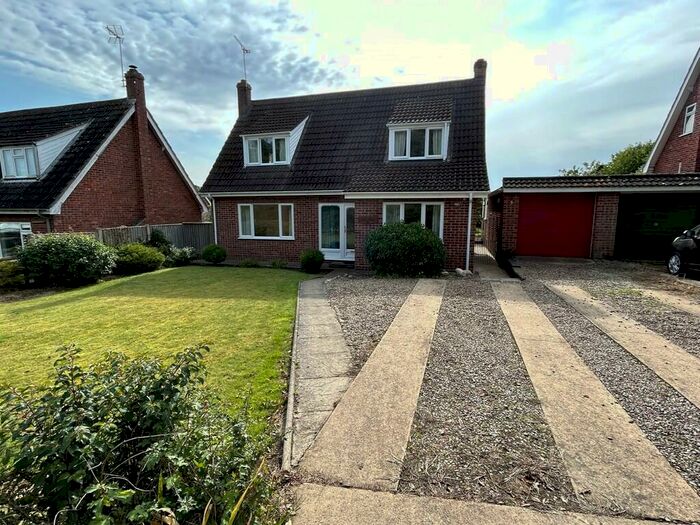 3 Bedroom Detached House To Rent In The Loke, Haddiscoe, NR14