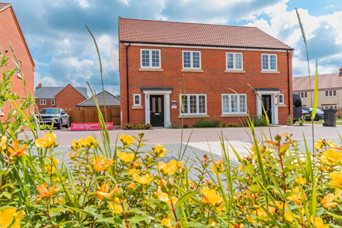 3 Bedroom Semi-Detached House For Sale In London Road, Wymondham, NR18