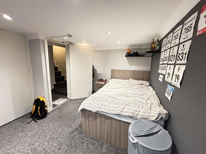 4 Bedroom House To Rent In Granby Terrace, Leeds, LS6