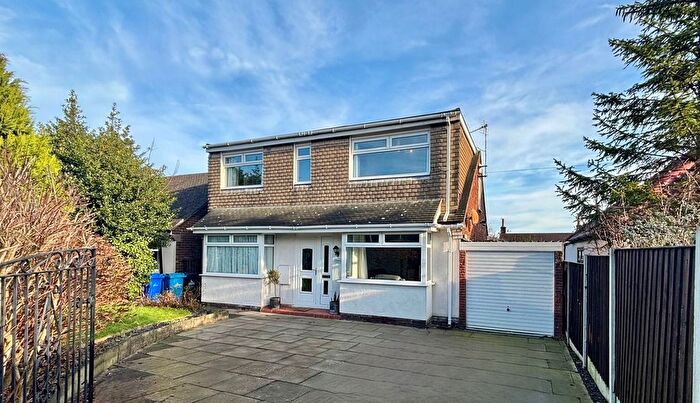 3 Bedroom Detached Bungalow For Sale In Sandy Lane, Preston Brook, Runcorn, WA7