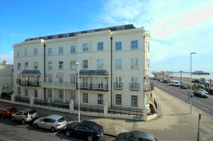 2 Bedroom Flat To Rent In Marine Parade, Worthing, West Sussex, BN11