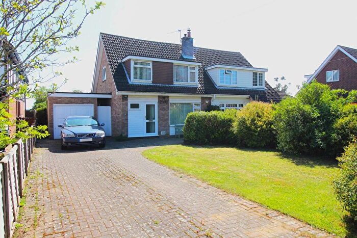 3 Bedroom Semi Detached House For Sale In St. Johns Road, Moggerhanger, MK44