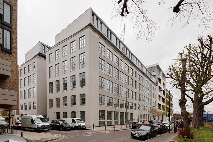 2 Bedroom Flat For Sale In Chatham Place, London, E9