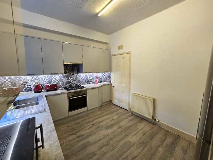 1 Bedroom Flat To Rent In Union Grove, City Centre, Aberdeen, AB10