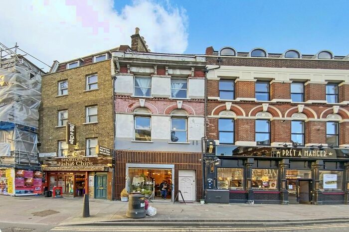 3 Bedroom Apartment To Rent In Bethnal Green Road, Shoreditch, E1