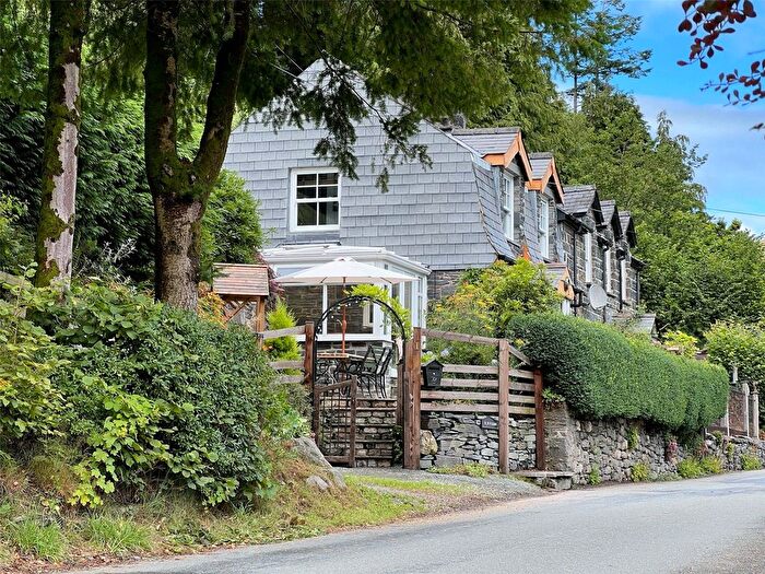2 Bedroom Semi-detached House For Sale In Llanymawddwy, Machynlleth, Gwynedd, SY20