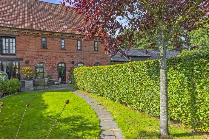 3 Bedroom Barn Conversion For Sale In A The Dairy Farm, Melton Park, Melton Constable, NR24