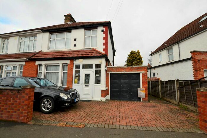 3 Bedroom Semi-Detached House To Rent In Sunnycroft Road, Hounslow, TW3