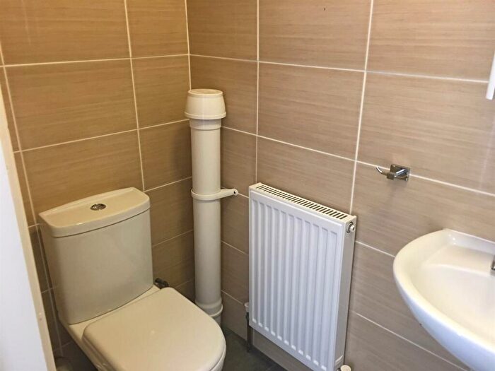 6 Bedroom End Of Terrace House To Rent In Bishop Road, Bristol, BS7