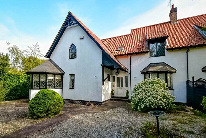 3 Bedroom Semi-Detached House To Rent In West Ella Road, West Ella, Hull, East Yorkshire, HU10