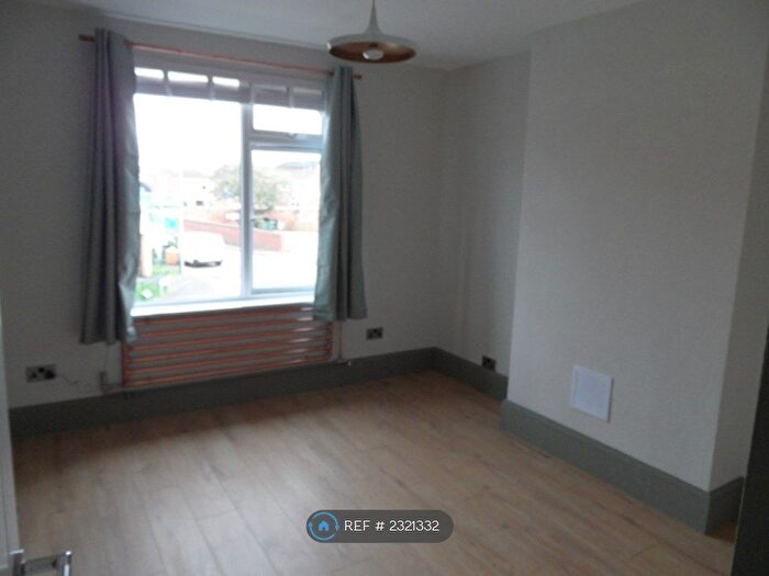 1 Bedroom Flat To Rent In Meadow Lane, Loughborough, LE11