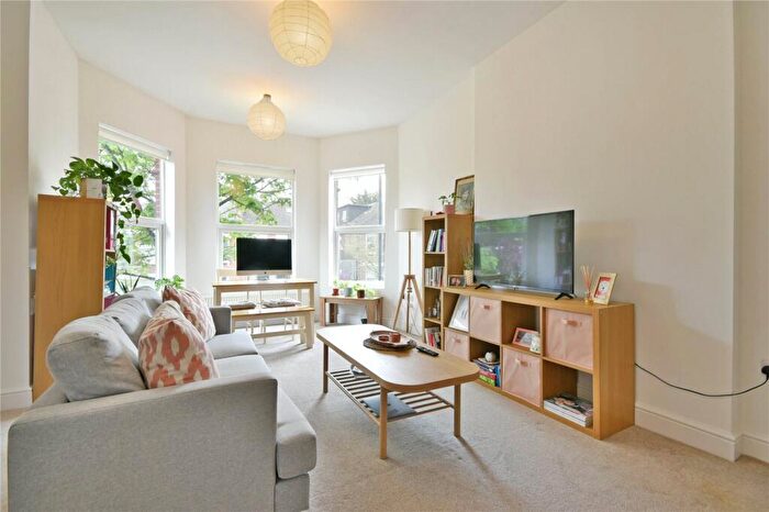 1 Bedroom Flat To Rent In Fordwych Road, Cricklewood, NW2