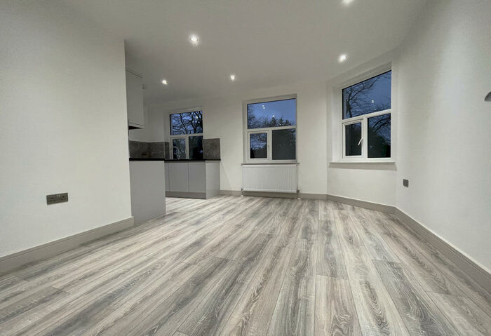 1 Bedroom Flat To Rent In Rymer Street, Herne Hill, SE24