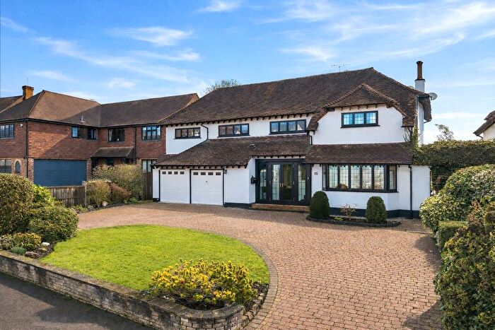6 Bedroom Detached House For Sale In Spareleaze Hill, Loughton, Essex, IG10