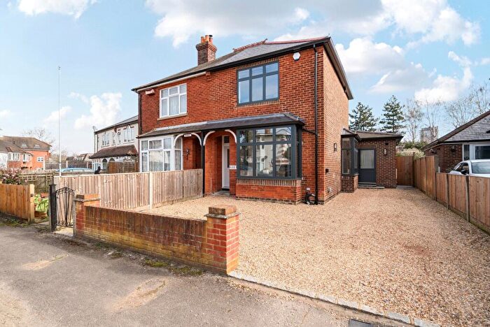 3 Bedroom Semi-Detached House To Rent In Kingsway Avenue, Woking, Surrey, GU21