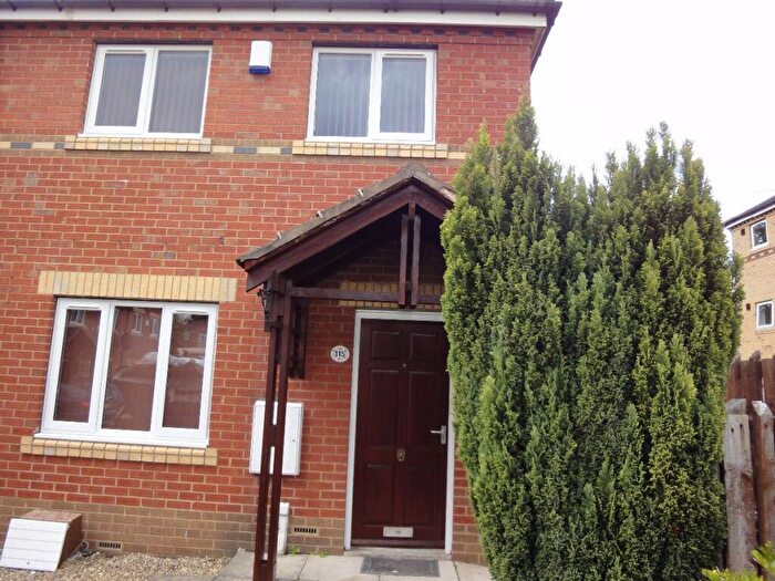 4 Bedroom Terraced House To Rent In Headford Gardens, S3