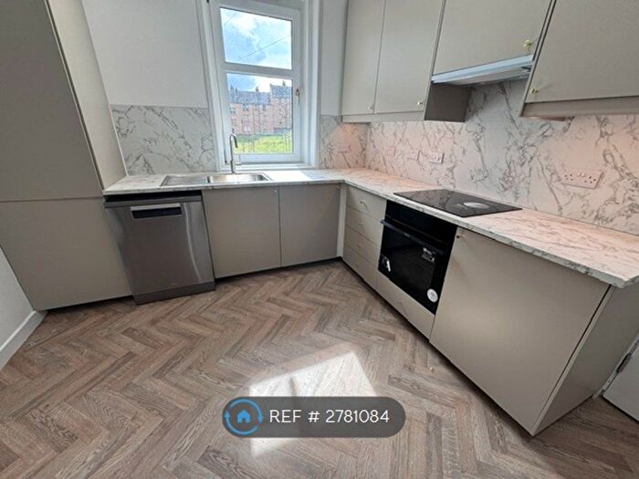 3 Bedroom Flat To Rent In Mitchell St, Dundee, DD2
