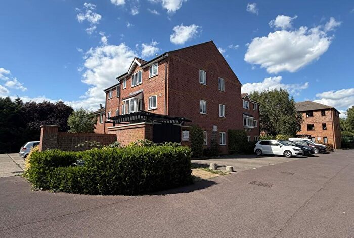 Studio For Sale In Brindley Close, Wembley, Ealing, HA0