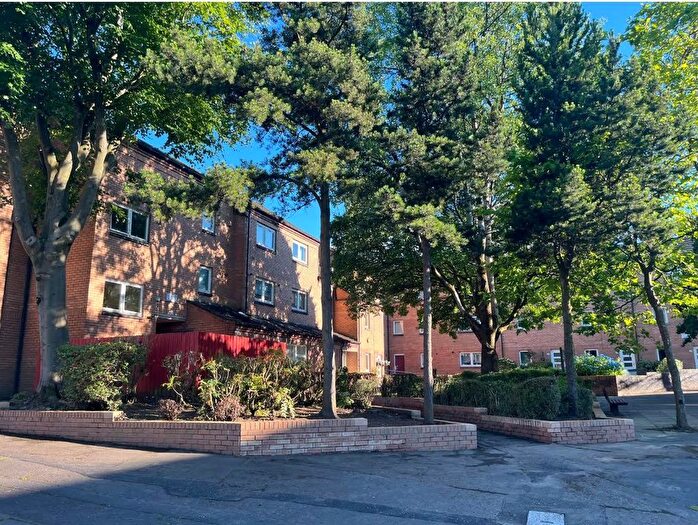 1 Bedroom Flat To Rent In /, St. Clair Street, Glasgow, G20