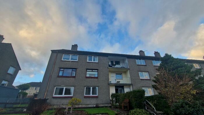 2 Bedroom Flat To Rent In Milliken Road, Kilbarchan, Renfrewshire, PA10