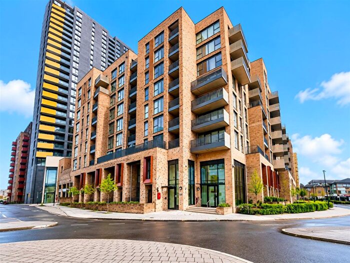 1 Bedroom Flat For Sale In Croxby House, Prince Regent Road, Hounslow, TW3