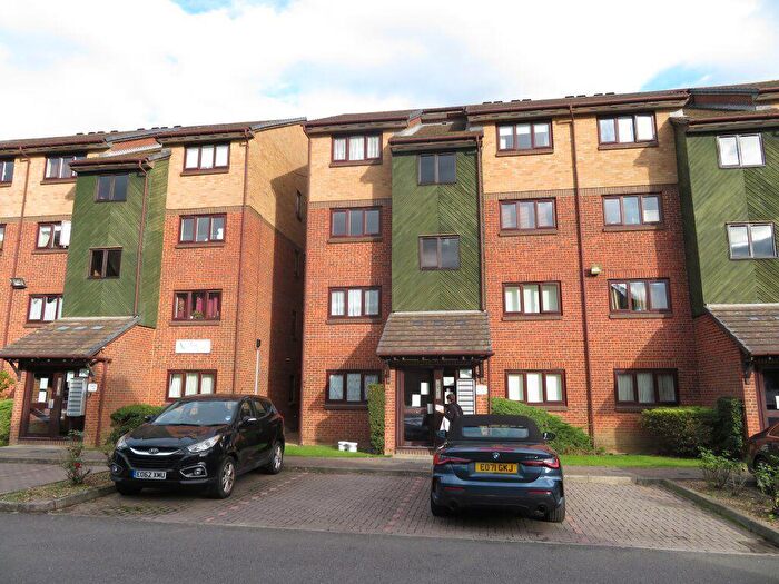 1 Bedroom Flat To Rent In Chingford, E4