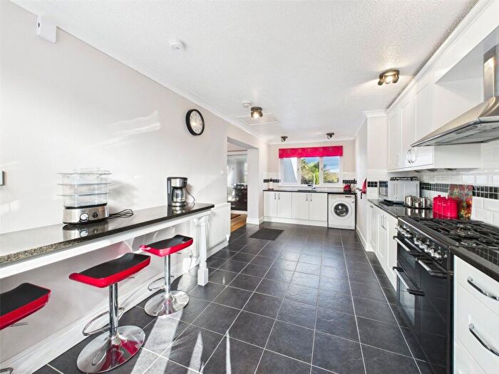 5 Bedroom Detached House For Sale In Lynstone Road, Bude, Cornwall, EX23
