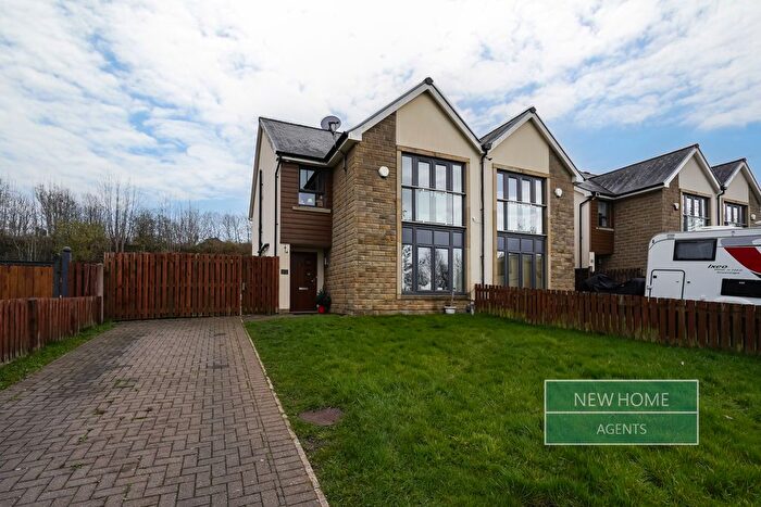 4 Bedroom Semi Detached House For Sale In Holden Road, Brierfield, Nelson, BB9