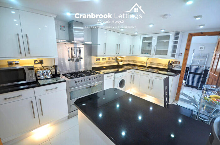 3 Bedroom Terraced House For Sale In Dongola Road, London, E13