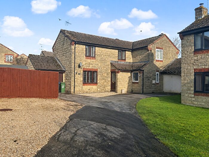 3 Bedroom Semi-Detached House For Sale In Reeds, Cricklade, SN6