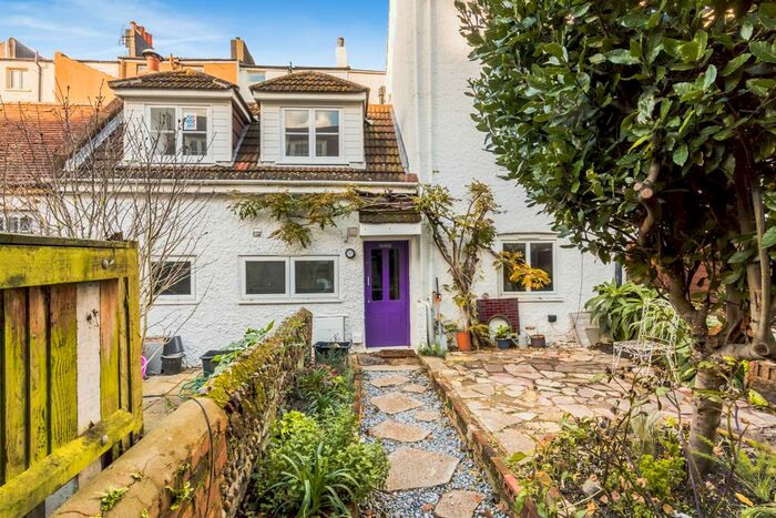 2 Bedroom Semi-Detached House To Rent In Marine Gardens, Brighton, Brighton, BN2