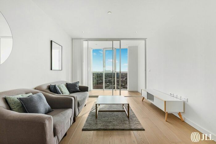 1 Bedroom Flat To Rent In Sky Gardens, London, SW8