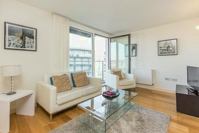 1 Bedroom Flat To Rent In Station Approach, Hayes, UB3